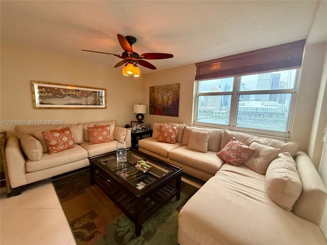 770 Claughton Island Drive 1101, Miami, FL 33131
