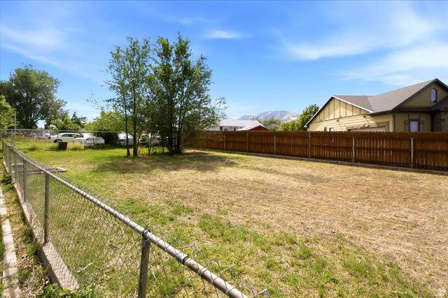 3150 S BROADWAY ST, Magna, UT 84044