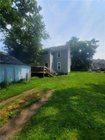 140 7th Street NW, Barberton, OH 44203
