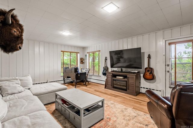 3747 Lakeview Road, North Little Rock, AR 72216