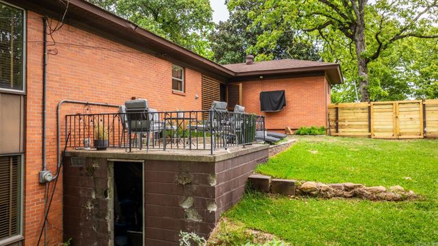 3747 Lakeview Road, North Little Rock, AR 72216