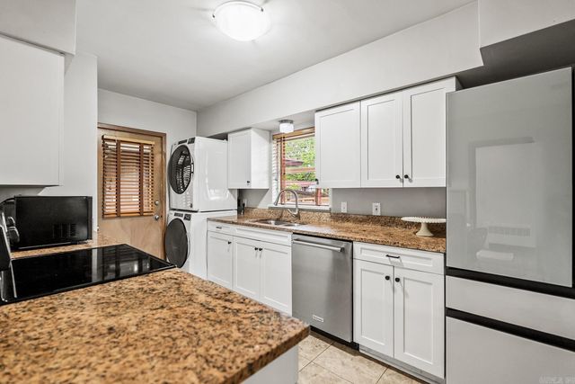 3747 Lakeview Road, North Little Rock, AR 72216