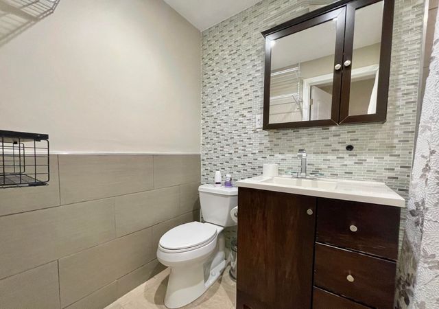 35 Mccoba St 30, Revere, MA 02151