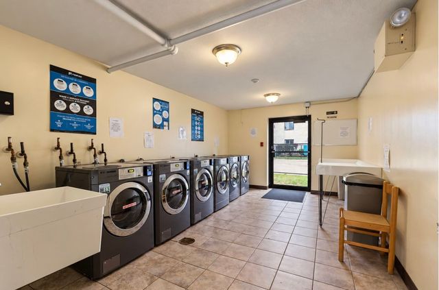 35 Mccoba St 30, Revere, MA 02151
