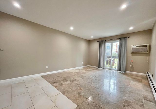 35 Mccoba St 30, Revere, MA 02151