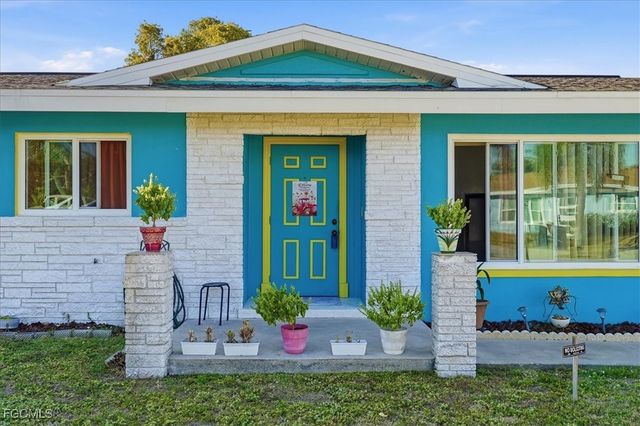 4311 S Pacific CIR, North Fort Myers, FL 33903