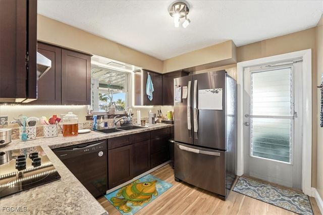 4311 S Pacific CIR, North Fort Myers, FL 33903