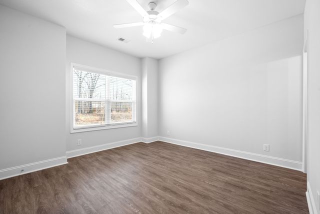 760 Tracy Ln Unit B107, Clarksville, TN 37040