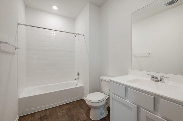 211 Schuenemann WAY, Uhland, TX 78640