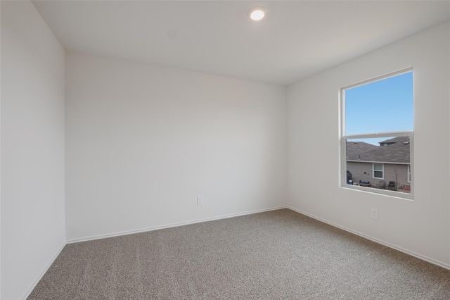 211 Schuenemann WAY, Uhland, TX 78640