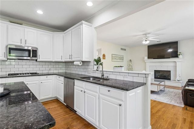 14608 Chadwick Street, Leawood, KS 66224