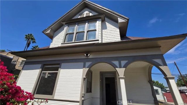 973 N Park, Long Beach, CA 90813