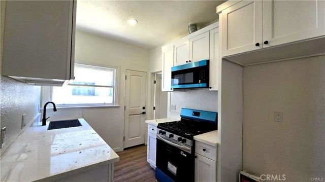973 N Park, Long Beach, CA 90813