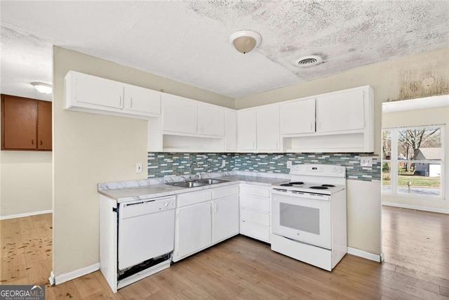 8399 Attleboro Drive, Jonesboro, GA 30238