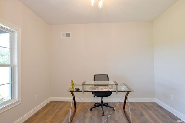 10111 Gallop Way, Evansville, IN 47725