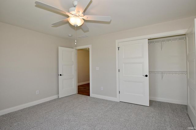 10111 Gallop Way, Evansville, IN 47725