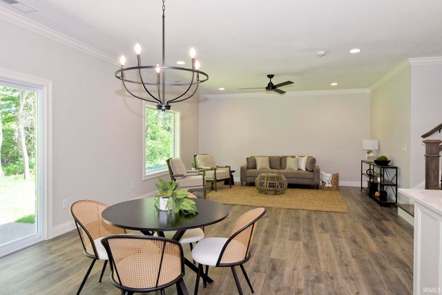 10111 Gallop Way, Evansville, IN 47725