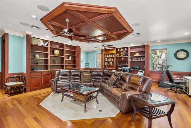 295 N JUNGLE ROAD, Geneva, FL 32732