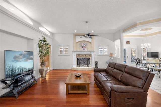 295 N JUNGLE ROAD, Geneva, FL 32732