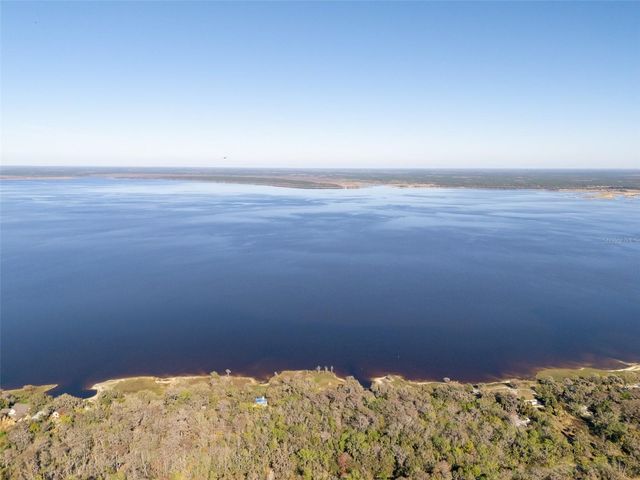 295 N JUNGLE ROAD, Geneva, FL 32732