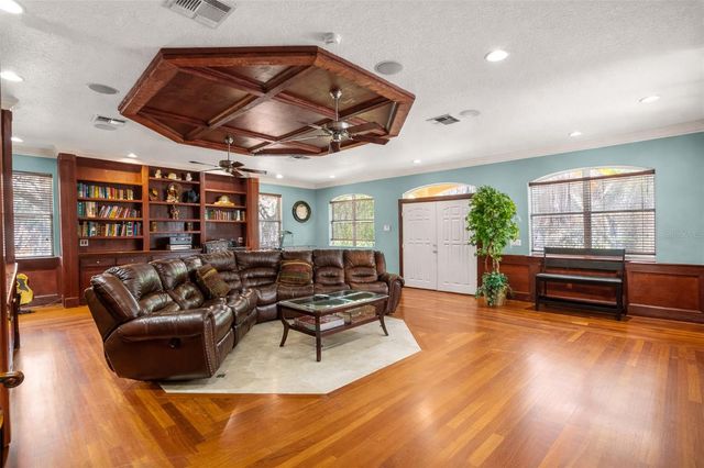 295 N JUNGLE ROAD, Geneva, FL 32732