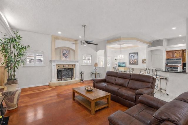 295 N JUNGLE ROAD, Geneva, FL 32732