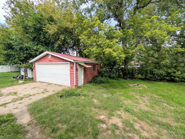 635 Spruce Street, Mount Morris, MI 48458