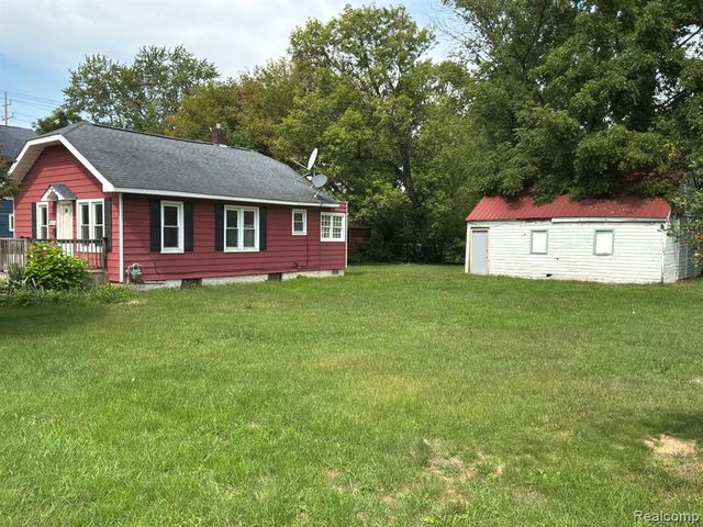 635 Spruce Street, Mount Morris, MI 48458