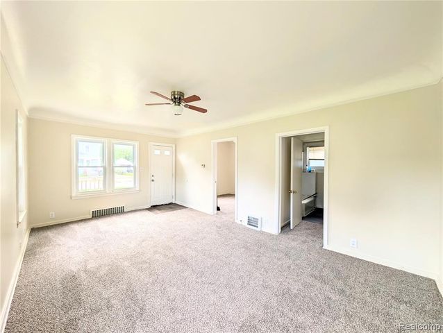 635 Spruce Street, Mount Morris, MI 48458