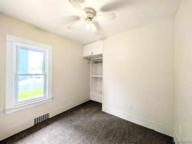 635 Spruce Street, Mount Morris, MI 48458