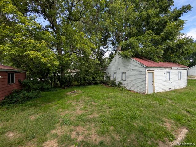 635 Spruce Street, Mount Morris, MI 48458