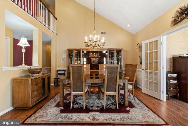 20 BLACK EYED SUSAN RD, Langhorne, PA 19047