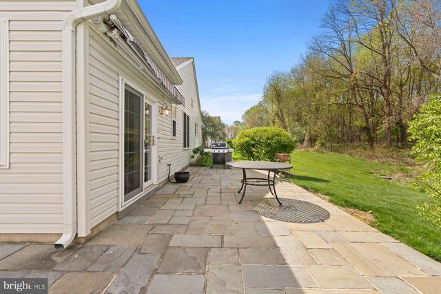 20 BLACK EYED SUSAN RD, Langhorne, PA 19047