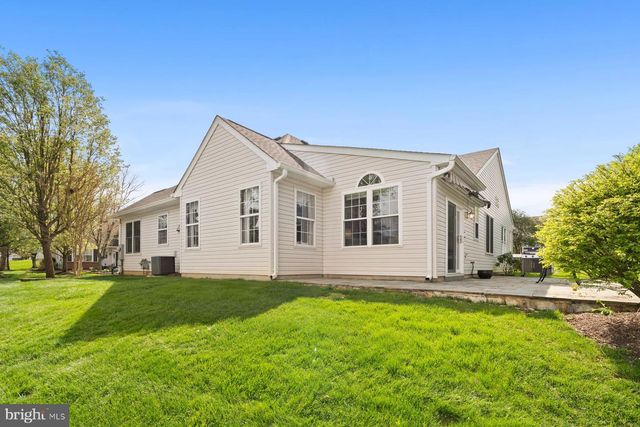 20 BLACK EYED SUSAN RD, Langhorne, PA 19047