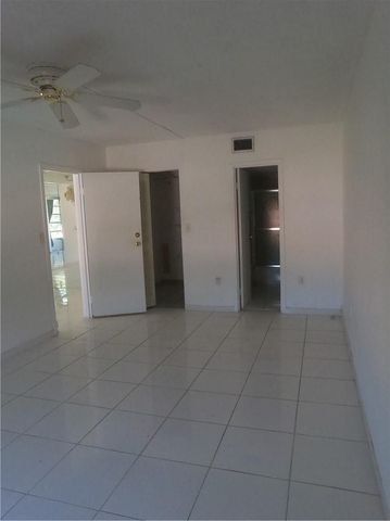 8390 Sands Point Boulevard F206, Tamarac, FL 33321
