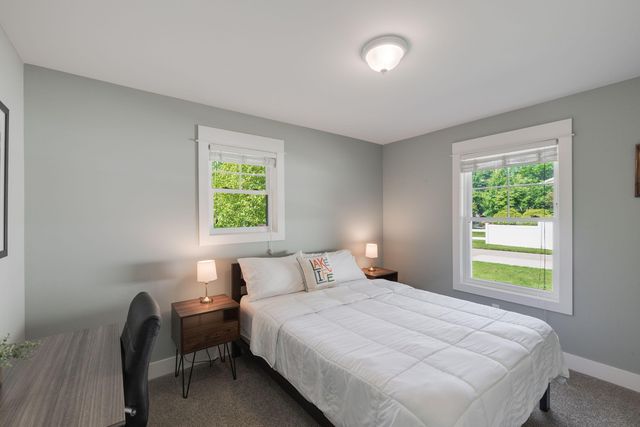 648 Francis Street, Saugatuck City, MI 49453