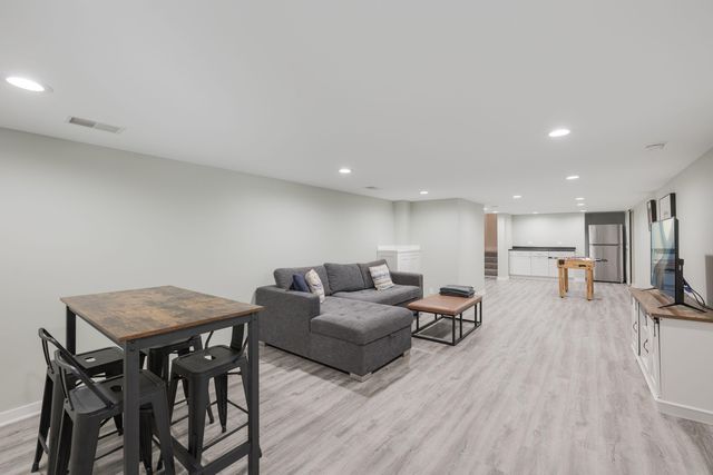 648 Francis Street, Saugatuck City, MI 49453