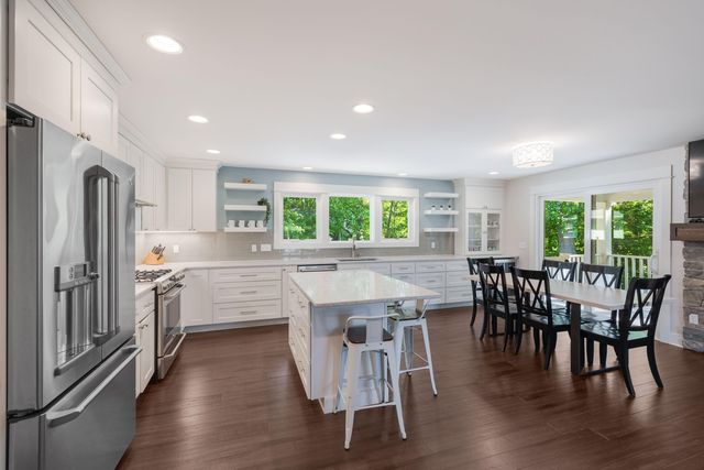 648 Francis Street, Saugatuck City, MI 49453