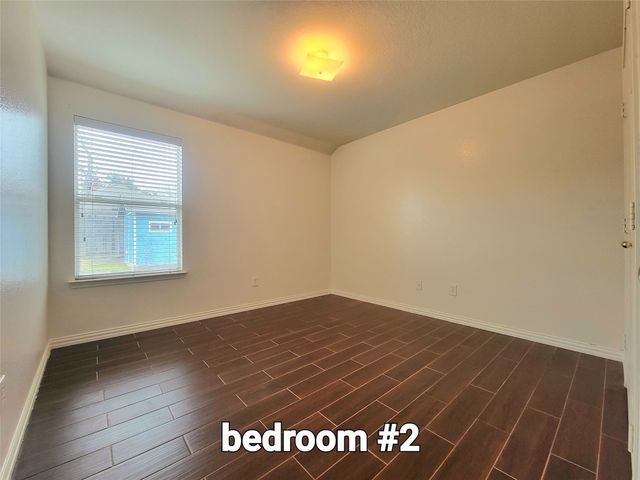 1056 Wood Brook Drive, Grand Prairie, TX 75052