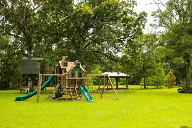 21866 Bond Rd, Denham Springs, LA 70726