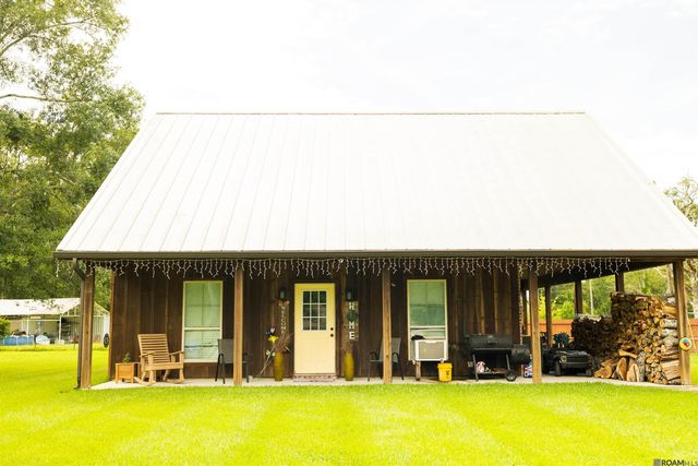 21866 Bond Rd, Denham Springs, LA 70726