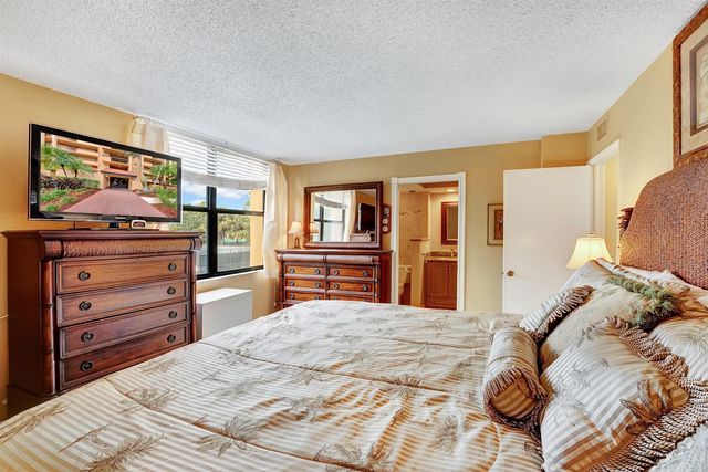 450 Egret Circle 9202, Delray Beach, FL 33444
