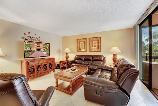 450 Egret Circle 9202, Delray Beach, FL 33444