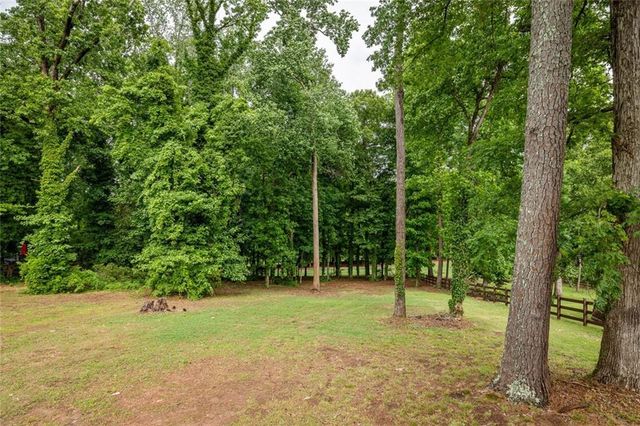 1682 Fairway Hill Drive SE, Atlanta, GA 30317