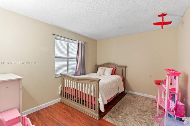 1523 NW 113th Way, Pembroke Pines, FL 33026