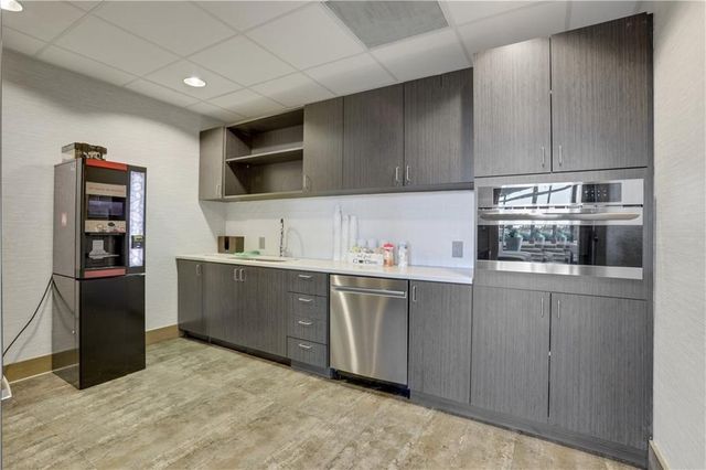 943 Peachtree NE Street 1205, Atlanta, GA 30309