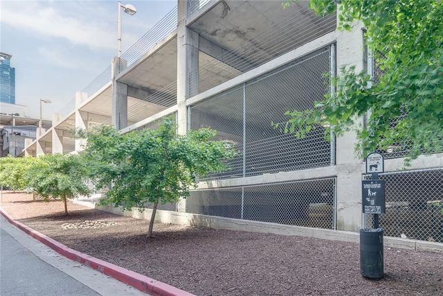 943 Peachtree NE Street 1205, Atlanta, GA 30309