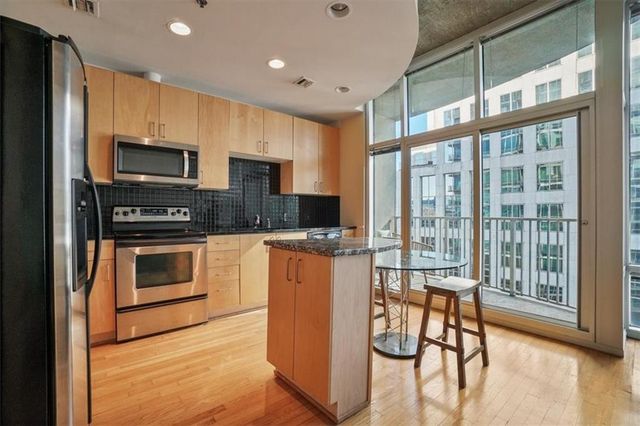 943 Peachtree NE Street 1205, Atlanta, GA 30309