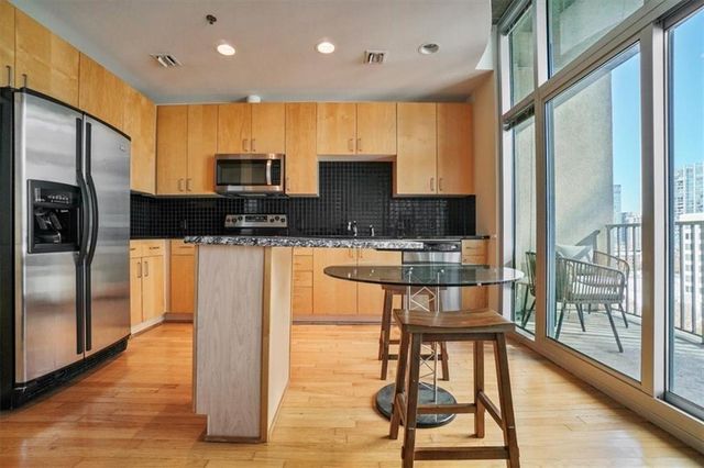 943 Peachtree NE Street 1205, Atlanta, GA 30309