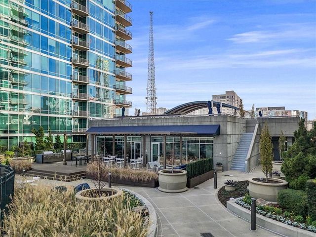 943 Peachtree NE Street 1205, Atlanta, GA 30309